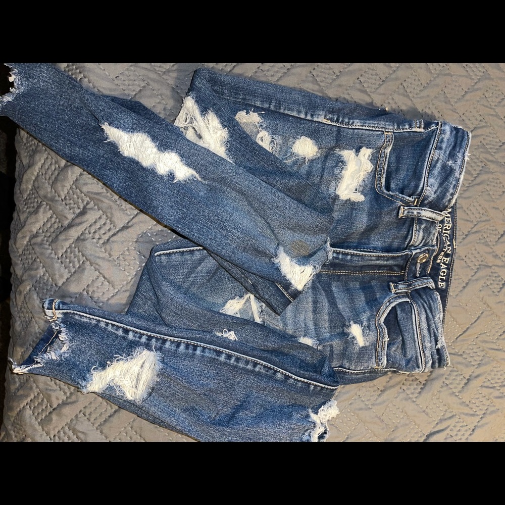 American eagle skinny ripped jeans